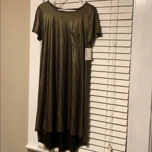 Lularoe elegant Carly dress size M.
